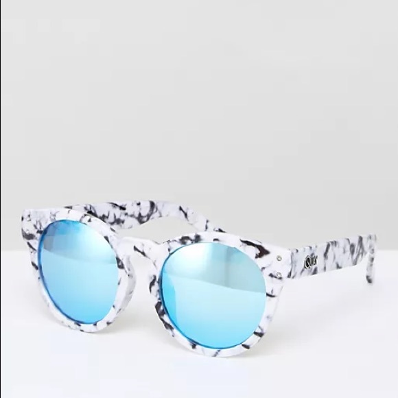 Quay Australia Accessories - QUAY AUSTRALIA HIGH EMOTION white marble sunglasses